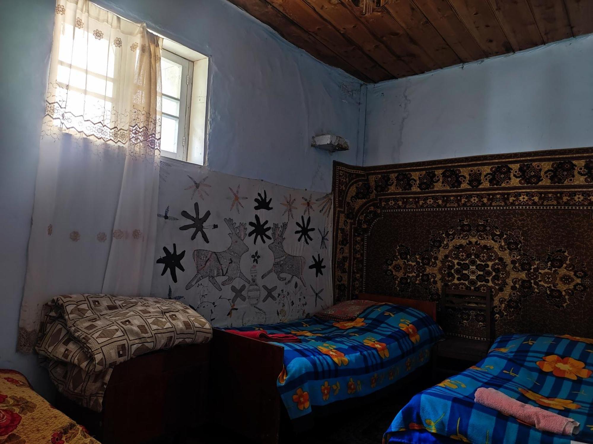 Adishi Guest House Zhora Kaldani Luaran gambar