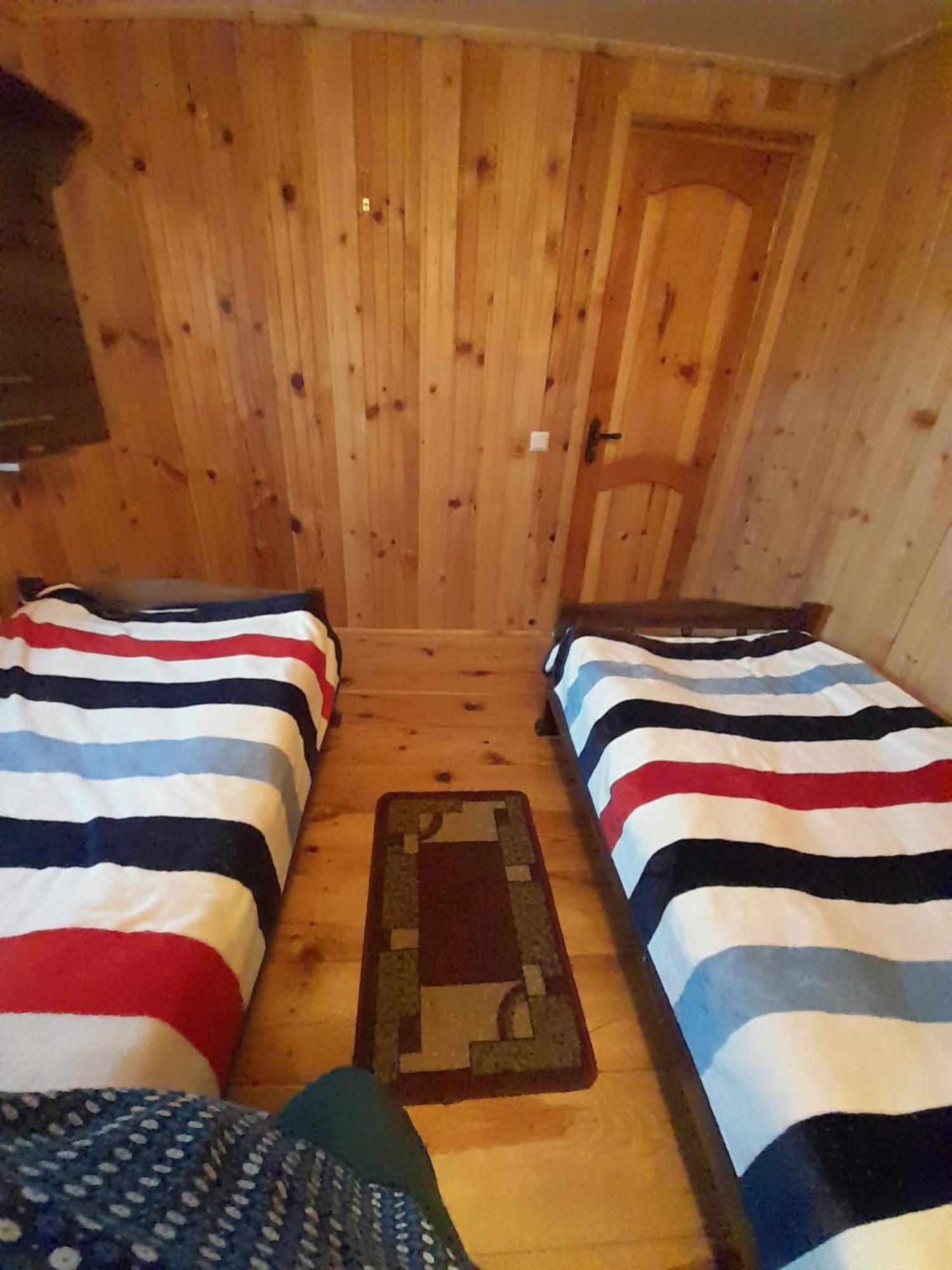 Adishi Guest House Zhora Kaldani Luaran gambar