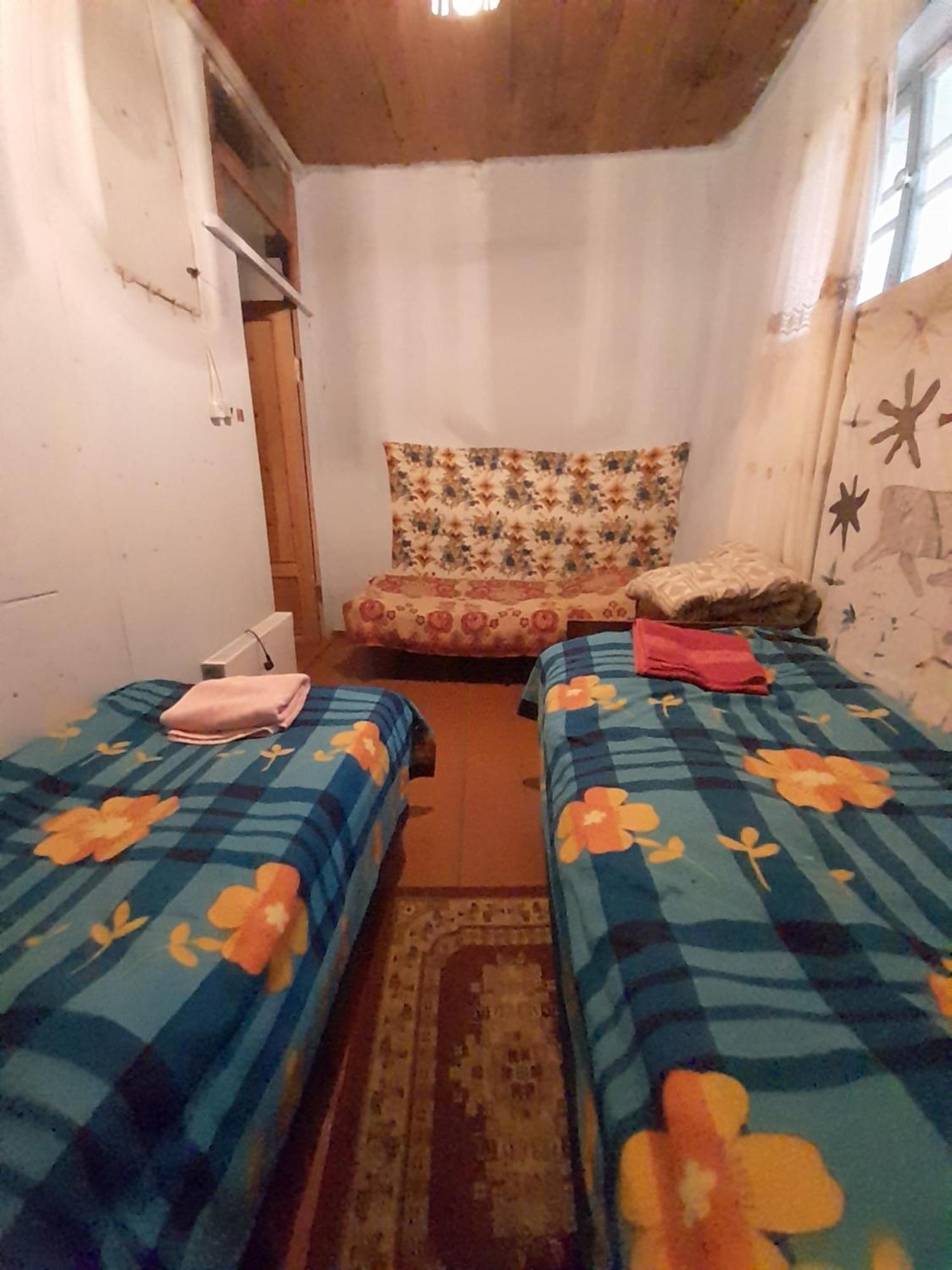 Adishi Guest House Zhora Kaldani Luaran gambar